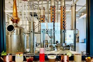 DESTILACIÓN DE TODAVÍA EN COLUMNA CÓMO FUNCIONA UNA TODAVÍA EN COLUMNA